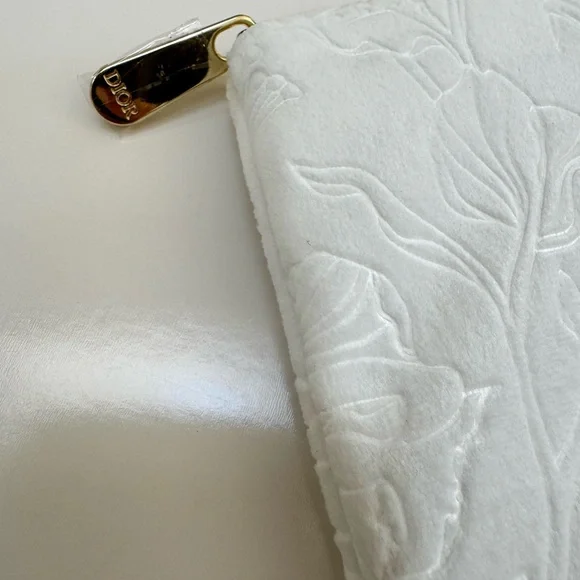 New - Authentic Dior Floral Embossed Clutch - Picture 5 of 8